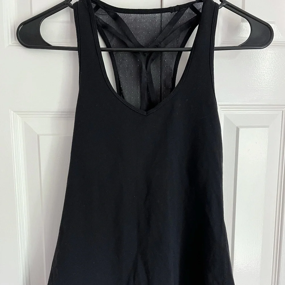 Lululemon Racerback Mesh Tank - Picture 1 of 4